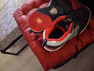 Zapatillas New Balance 868 Negras y Rojas