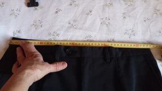 Traje de chaqueta y pantalón negro