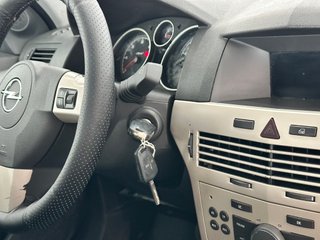 Opel Astra 2007 ¡ 147.000KMS NUEVO!