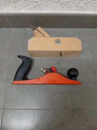 Cepillos de carpintería de madera y metal