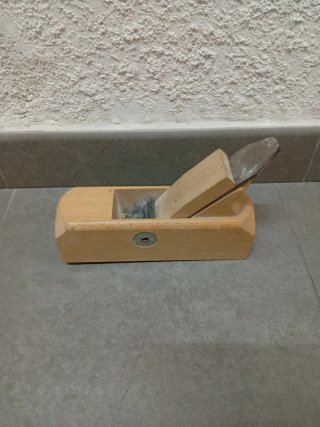 Cepillos de carpintería de madera y metal