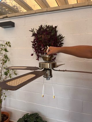 Ventilador de techo blanco/marron con ratán