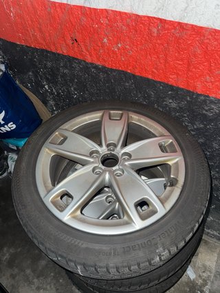 Llantas VAG 17” + neumáticos Continental