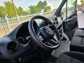 Mercedes-Benz Sprinter 2021