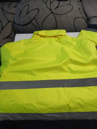 Chubasquero impermeable alta visibilidad