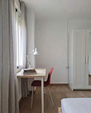 Habitación Avenida del puerto (H9)