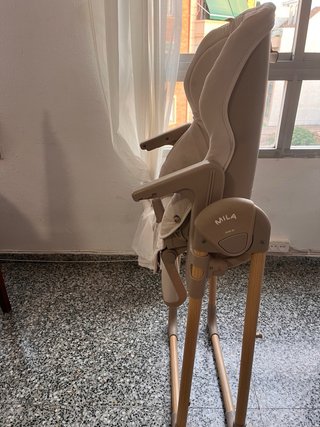 Trona bebé Mila
