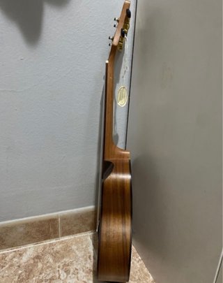 Ukelele Egmond. PRECIO NEGOCIABLE.