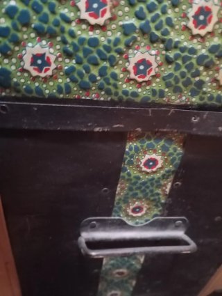 Baúl antiguo decorado