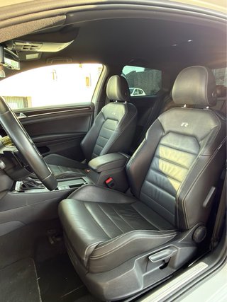 Volkswagen Golf R 300 cv
