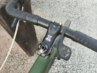 Exclusiva bicicleta Gravel LAUF TRUE GRIT carbono