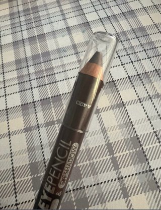 Lote Maquillaje NYX y Essence