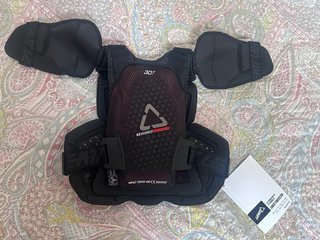 Chaleco Protector Leatt 4.5 Pro Hybrid S/M
