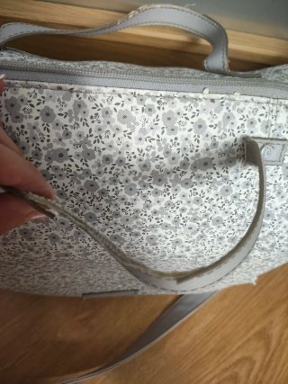 Bolso Pasito a Pasito gris estampado
