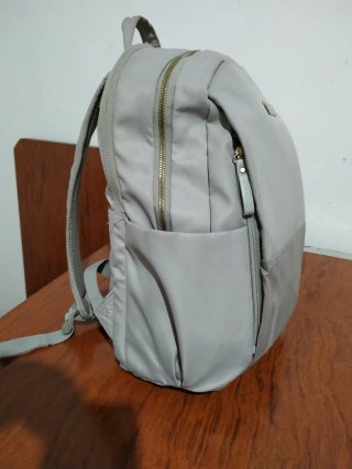 Mochila beige/gris