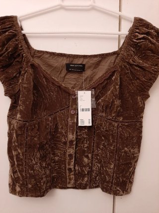 Camiseta Urban Outfitters Marrón Talla S
