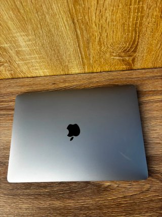 MacBook Pro 13” 2017 i5 8GB | Batería Nueva