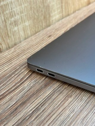 MacBook Pro 13” 2017 i5 8GB | Batería Nueva