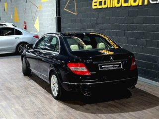Mercedes-Benz Clase C 320d 2008 nacional