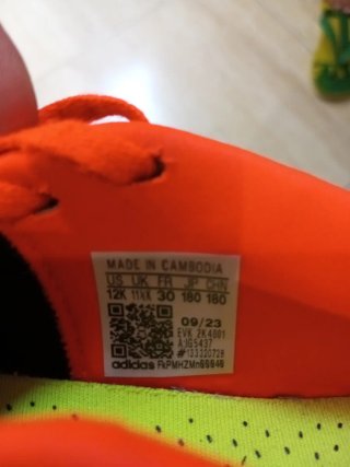 Zapatillas Adidas Predator multitacos talla 30