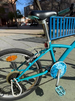 Bicicleta infantil azul
