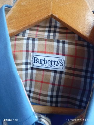 Camisa Burberrys Azul con Detalles Beige