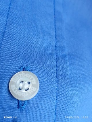 Camisa Burberrys Azul con Detalles Beige