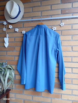 Camisa Burberrys Azul con Detalles Beige