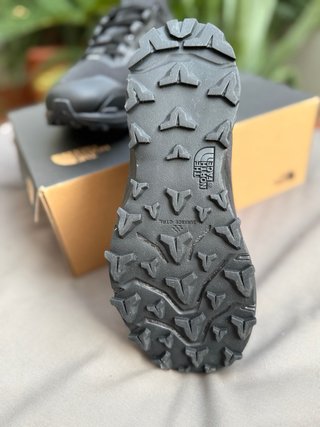 Zapatillas The North Face Talla 40 — NUEVAS