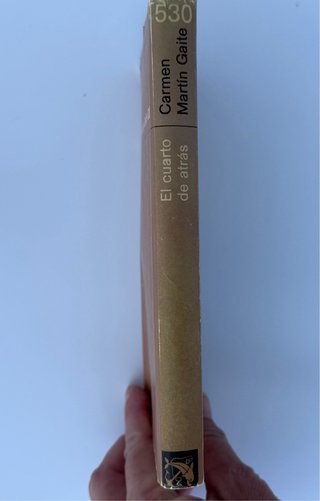 Primera Edición 1978 - El cuarto de atrás Destino