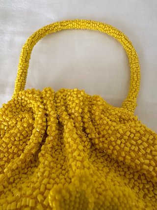 Bolso de mano Parfois con abalorios
