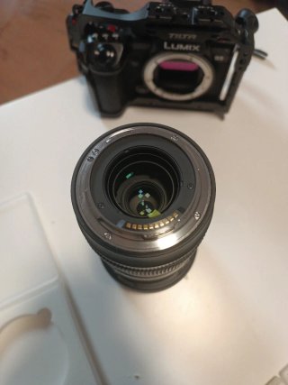 Objetivo Sigma 28-70mm 2.8 DG DN + 3 filtros