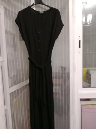Mono negro botones