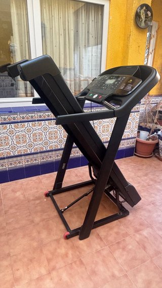 Cinta de correr plegable e inclinable DOMYOS T540C