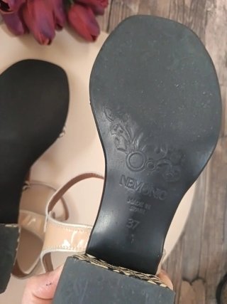 Sandalias de piel estampado zigzag ♡ NEMONIC * 37