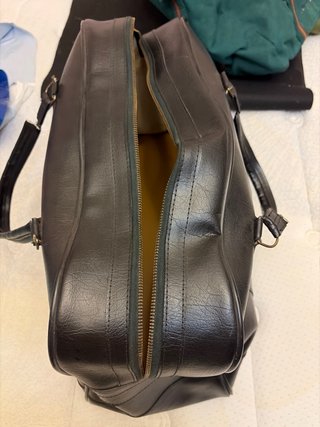 Bolsos de viaje vintage negros y verdes