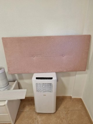 Cabecero de cama rosa salmón