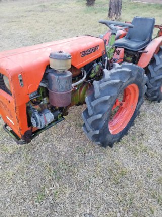 Tractor Agria 8900