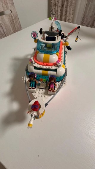 Barco Lego con accesorios