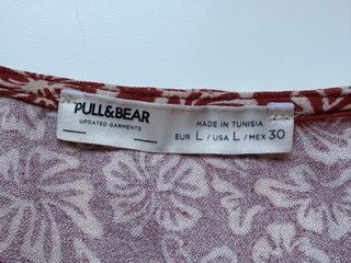 Blusa crop top flores teja Pull&Bear