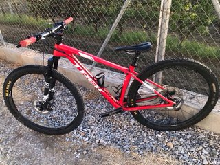 Bicicleta de Montaña Trek Roja talla s