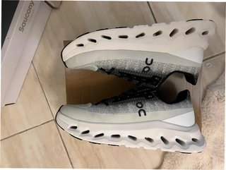 On Cloudmonster Negro Blanco EU43