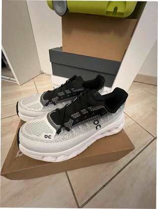 On Cloudmonster Negro Blanco EU43
