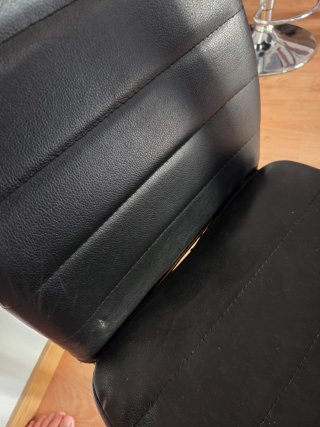 Mesa de cristal negra con 4 sillas