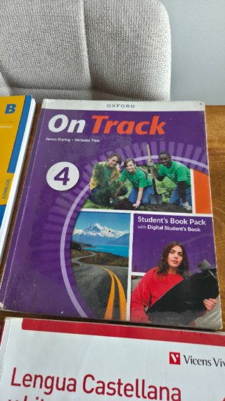 Libros de primero al cuarto de la ESO.