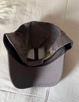 Gorra Volvo Gris
