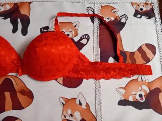 Reggiseno rosso in pizzo tg5 italiana + estensore