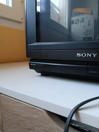 Televisor Sony Trinitron 14'' Retrogaming