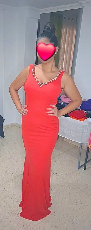 Vestido de fiesta color coral