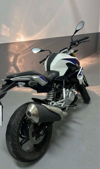 BMW G310R